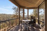 Outdoor dining with Deschutes River views, BBQ